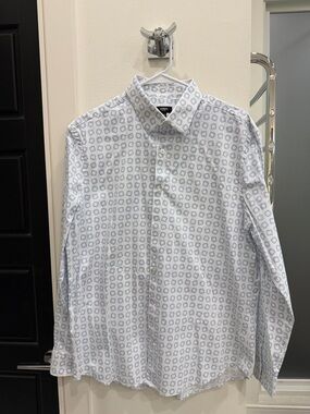 Express Men's White Button-Down Shirt with Light Blue Geo Print
